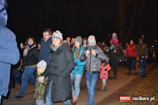 Zdjęcie w galerii na portalu naszraciborz.pl: Święty Marcin na dziedzińcu Starego Opactwa w Rudach  wiadomości z regionu