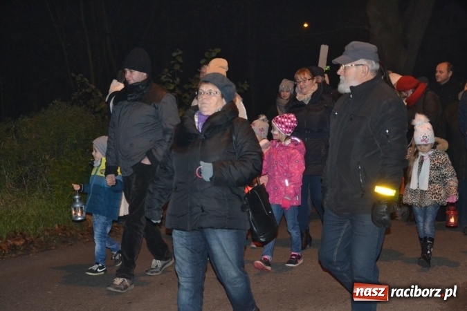 Zdjęcie w galerii na portalu naszraciborz.pl: Święty Marcin na dziedzińcu Starego Opactwa w Rudach  wiadomości z regionu