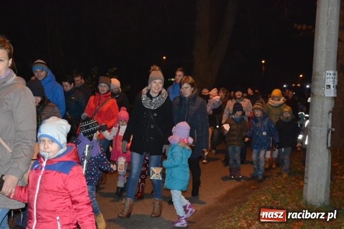Zdjęcie w galerii na portalu naszraciborz.pl: Święty Marcin na dziedzińcu Starego Opactwa w Rudach  wiadomości z regionu