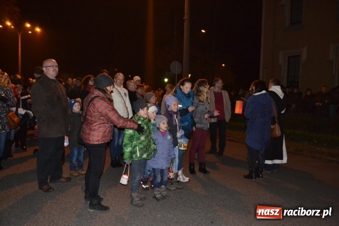 Zdjęcie w galerii na portalu naszraciborz.pl: Święty Marcin na dziedzińcu Starego Opactwa w Rudach  wiadomości z regionu