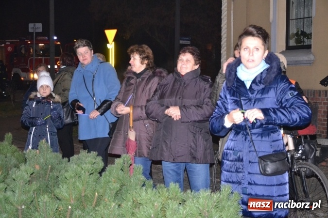 Zdjęcie w galerii na portalu naszraciborz.pl: Święty Marcin na dziedzińcu Starego Opactwa w Rudach  wiadomości z regionu