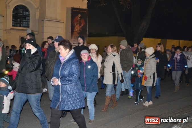 Zdjęcie w galerii na portalu naszraciborz.pl: Święty Marcin na dziedzińcu Starego Opactwa w Rudach  wiadomości z regionu