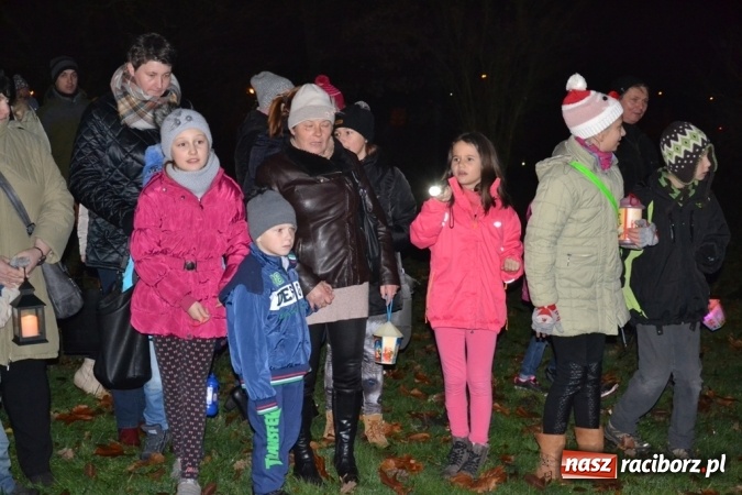 Zdjęcie w galerii na portalu naszraciborz.pl: Święty Marcin na dziedzińcu Starego Opactwa w Rudach  wiadomości z regionu