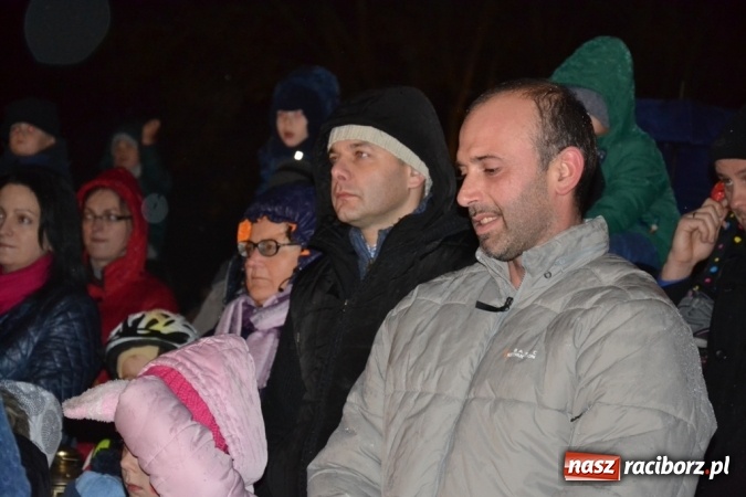 Zdjęcie w galerii na portalu naszraciborz.pl: Święty Marcin na dziedzińcu Starego Opactwa w Rudach  wiadomości z regionu