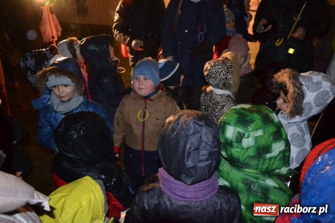 Zdjęcie w galerii na portalu naszraciborz.pl: Święty Marcin na dziedzińcu Starego Opactwa w Rudach  wiadomości z regionu