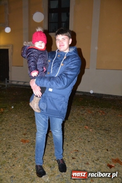 Zdjęcie w galerii na portalu naszraciborz.pl: Święty Marcin na dziedzińcu Starego Opactwa w Rudach  wiadomości z regionu