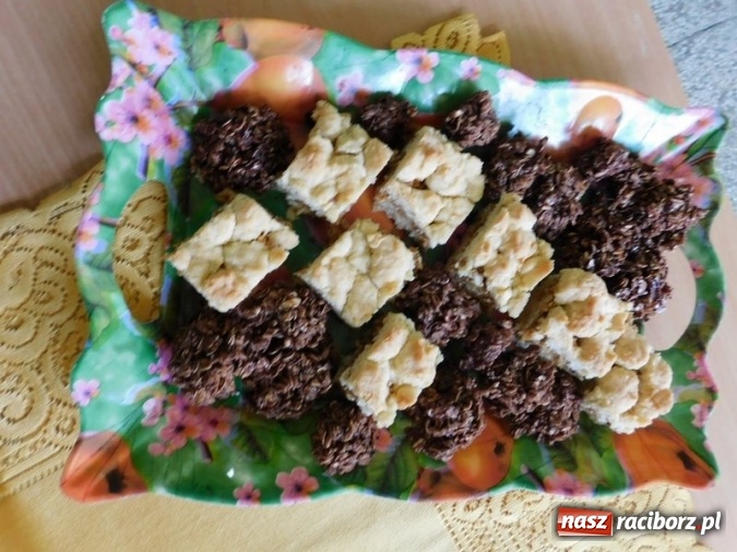 Zdjęcie w galerii na portalu naszraciborz.pl: Śniadanie Daje Moc - ogólnopolska akcja w SP 4 wiadomości z regionu