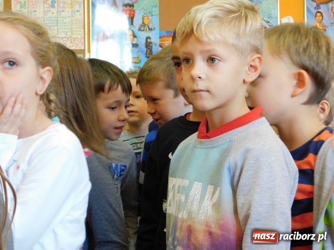 Zdjęcie w galerii na portalu naszraciborz.pl: Śniadanie Daje Moc - ogólnopolska akcja w SP 4 wiadomości z regionu