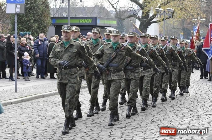 Zdjęcie w galerii na portalu naszraciborz.pl: Raciborskie obchody 98. rocznicy odzyskania przez POLSKĘ niepodległości FOTO I WIDEO wiadomości z regionu