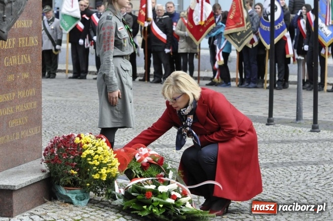Zdjęcie w galerii na portalu naszraciborz.pl: Raciborskie obchody 98. rocznicy odzyskania przez POLSKĘ niepodległości FOTO I WIDEO wiadomości z regionu