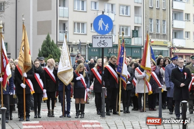 Zdjęcie w galerii na portalu naszraciborz.pl: Raciborskie obchody 98. rocznicy odzyskania przez POLSKĘ niepodległości FOTO I WIDEO wiadomości z regionu
