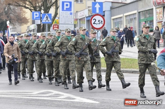 Zdjęcie w galerii na portalu naszraciborz.pl: Raciborskie obchody 98. rocznicy odzyskania przez POLSKĘ niepodległości FOTO I WIDEO wiadomości z regionu