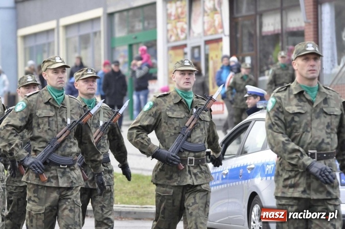 Zdjęcie w galerii na portalu naszraciborz.pl: Raciborskie obchody 98. rocznicy odzyskania przez POLSKĘ niepodległości FOTO I WIDEO wiadomości z regionu