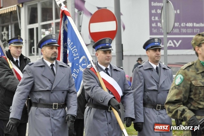 Zdjęcie w galerii na portalu naszraciborz.pl: Raciborskie obchody 98. rocznicy odzyskania przez POLSKĘ niepodległości FOTO I WIDEO wiadomości z regionu