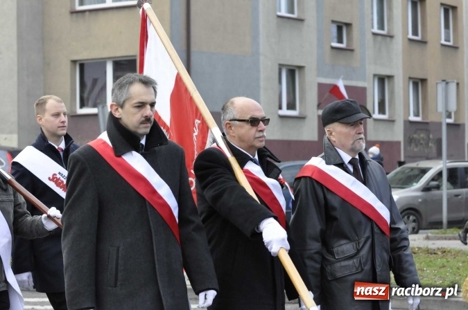 Zdjęcie w galerii na portalu naszraciborz.pl: Raciborskie obchody 98. rocznicy odzyskania przez POLSKĘ niepodległości FOTO I WIDEO wiadomości z regionu