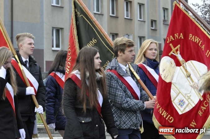 Zdjęcie w galerii na portalu naszraciborz.pl: Raciborskie obchody 98. rocznicy odzyskania przez POLSKĘ niepodległości FOTO I WIDEO wiadomości z regionu