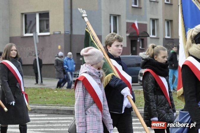 Zdjęcie w galerii na portalu naszraciborz.pl: Raciborskie obchody 98. rocznicy odzyskania przez POLSKĘ niepodległości FOTO I WIDEO wiadomości z regionu