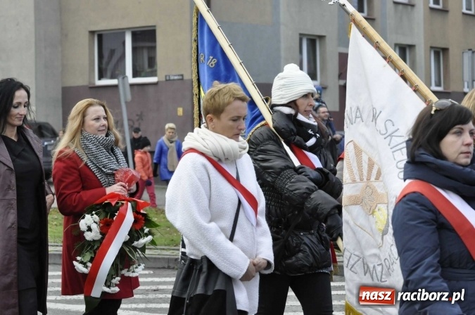 Zdjęcie w galerii na portalu naszraciborz.pl: Raciborskie obchody 98. rocznicy odzyskania przez POLSKĘ niepodległości FOTO I WIDEO wiadomości z regionu