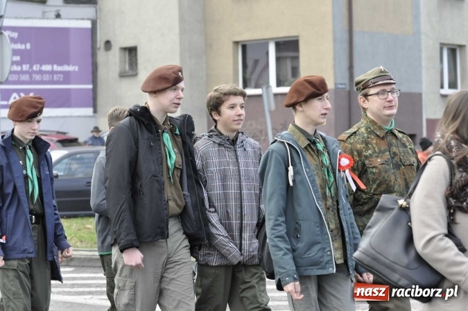 Zdjęcie w galerii na portalu naszraciborz.pl: Raciborskie obchody 98. rocznicy odzyskania przez POLSKĘ niepodległości FOTO I WIDEO wiadomości z regionu