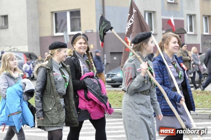 Zdjęcie w galerii na portalu naszraciborz.pl: Raciborskie obchody 98. rocznicy odzyskania przez POLSKĘ niepodległości FOTO I WIDEO wiadomości z regionu