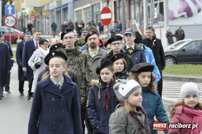 Zdjęcie w galerii na portalu naszraciborz.pl: Raciborskie obchody 98. rocznicy odzyskania przez POLSKĘ niepodległości FOTO I WIDEO wiadomości z regionu