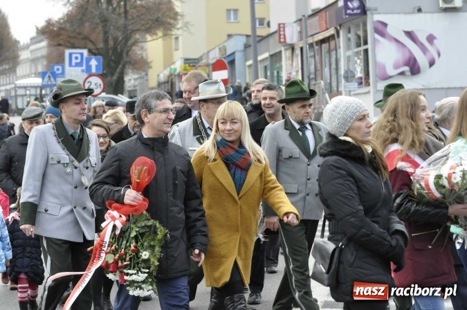 Zdjęcie w galerii na portalu naszraciborz.pl: Raciborskie obchody 98. rocznicy odzyskania przez POLSKĘ niepodległości FOTO I WIDEO wiadomości z regionu