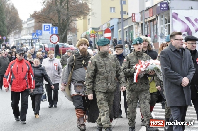 Zdjęcie w galerii na portalu naszraciborz.pl: Raciborskie obchody 98. rocznicy odzyskania przez POLSKĘ niepodległości FOTO I WIDEO wiadomości z regionu