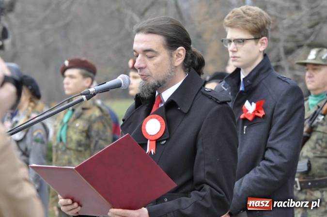 Zdjęcie w galerii na portalu naszraciborz.pl: Raciborskie obchody 98. rocznicy odzyskania przez POLSKĘ niepodległości FOTO I WIDEO wiadomości z regionu