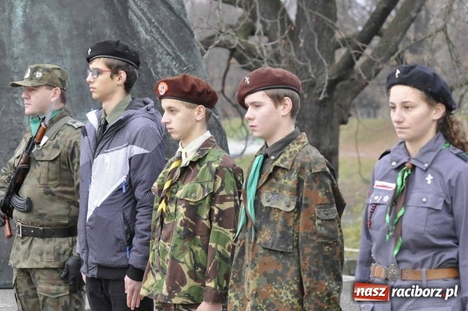 Zdjęcie w galerii na portalu naszraciborz.pl: Raciborskie obchody 98. rocznicy odzyskania przez POLSKĘ niepodległości FOTO I WIDEO wiadomości z regionu