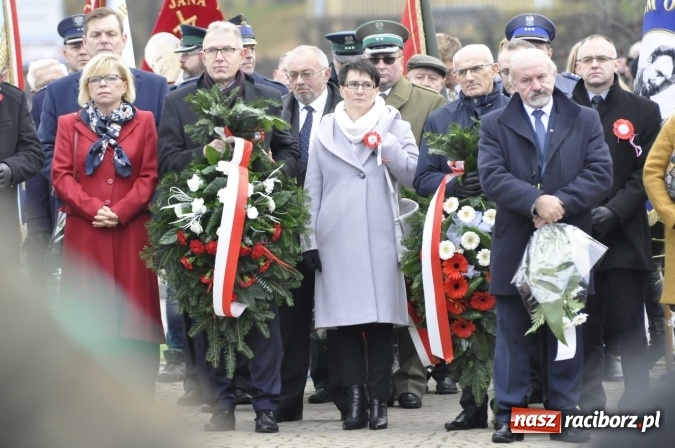 Zdjęcie w galerii na portalu naszraciborz.pl: Raciborskie obchody 98. rocznicy odzyskania przez POLSKĘ niepodległości FOTO I WIDEO wiadomości z regionu