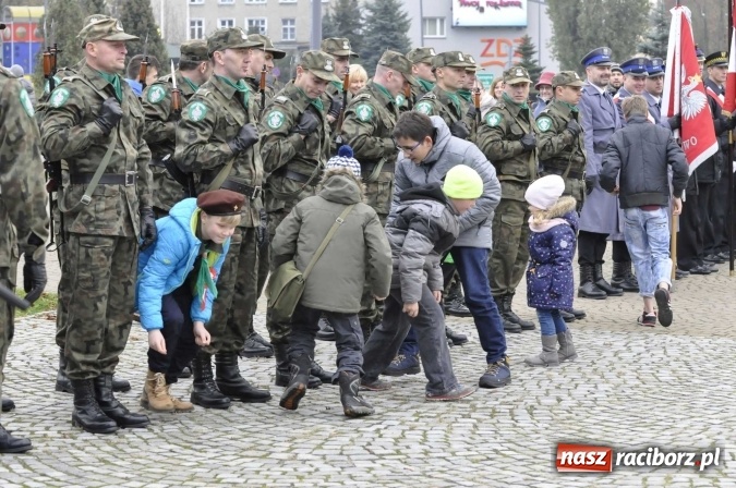 Zdjęcie w galerii na portalu naszraciborz.pl: Raciborskie obchody 98. rocznicy odzyskania przez POLSKĘ niepodległości FOTO I WIDEO wiadomości z regionu