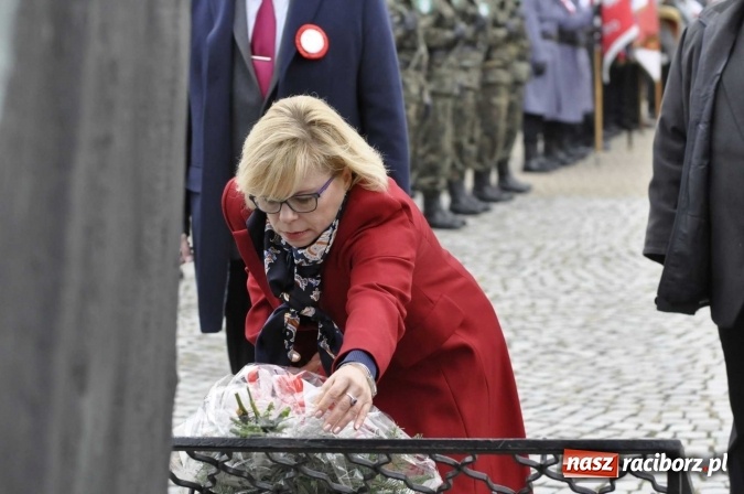 Zdjęcie w galerii na portalu naszraciborz.pl: Raciborskie obchody 98. rocznicy odzyskania przez POLSKĘ niepodległości FOTO I WIDEO wiadomości z regionu