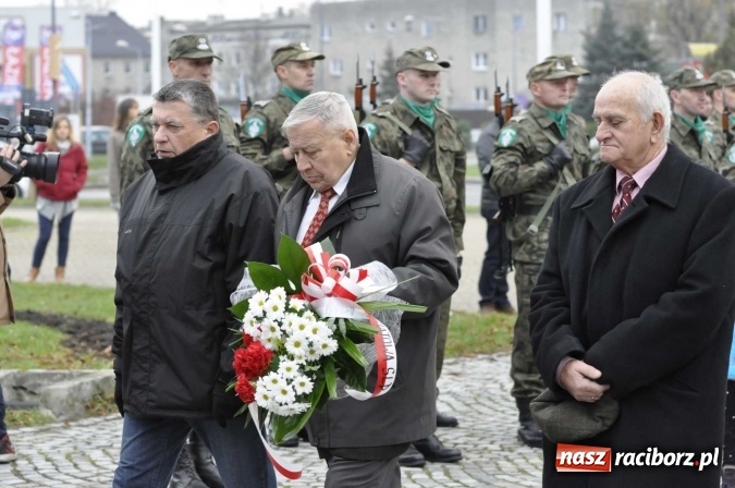 Zdjęcie w galerii na portalu naszraciborz.pl: Raciborskie obchody 98. rocznicy odzyskania przez POLSKĘ niepodległości FOTO I WIDEO wiadomości z regionu