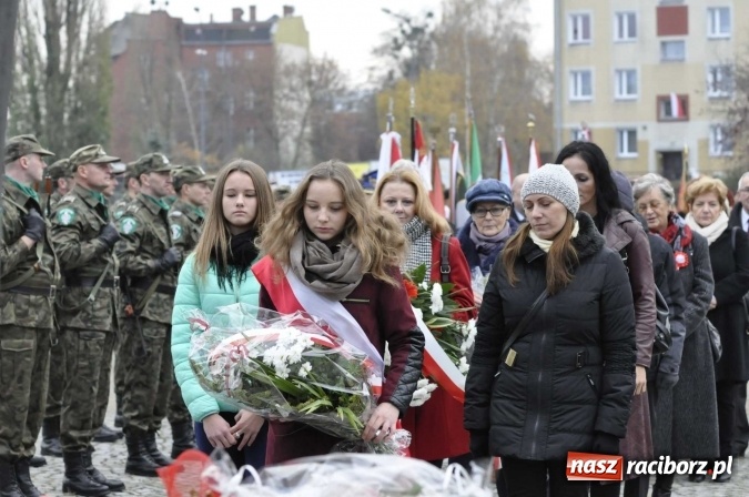 Zdjęcie w galerii na portalu naszraciborz.pl: Raciborskie obchody 98. rocznicy odzyskania przez POLSKĘ niepodległości FOTO I WIDEO wiadomości z regionu