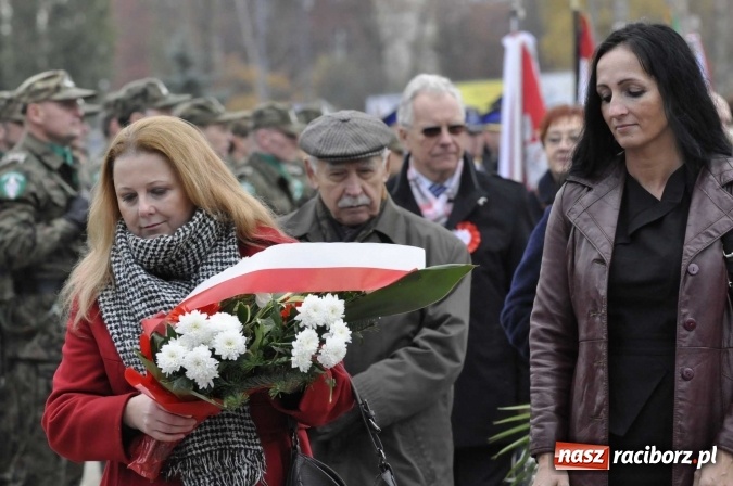Zdjęcie w galerii na portalu naszraciborz.pl: Raciborskie obchody 98. rocznicy odzyskania przez POLSKĘ niepodległości FOTO I WIDEO wiadomości z regionu