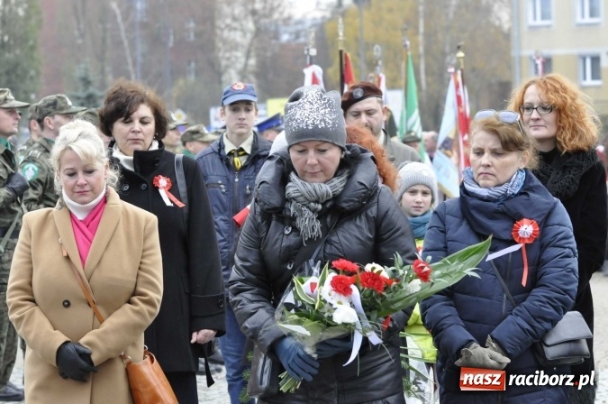 Zdjęcie w galerii na portalu naszraciborz.pl: Raciborskie obchody 98. rocznicy odzyskania przez POLSKĘ niepodległości FOTO I WIDEO wiadomości z regionu