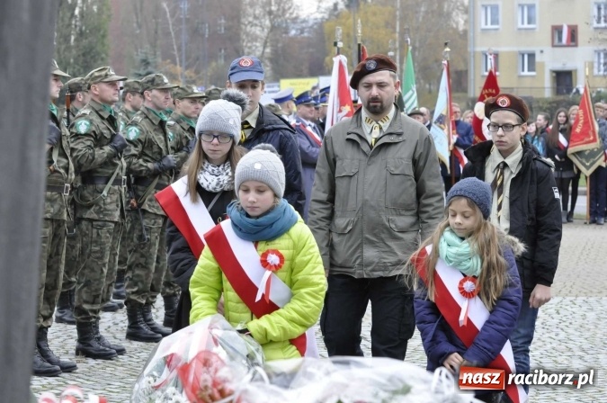 Zdjęcie w galerii na portalu naszraciborz.pl: Raciborskie obchody 98. rocznicy odzyskania przez POLSKĘ niepodległości FOTO I WIDEO wiadomości z regionu