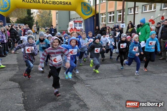Zdjęcie w galerii na portalu naszraciborz.pl: Komu marsz to za mało... ten biega. 17. Bieg Niepodległości w Kuźni Raciborskiej wiadomości z regionu