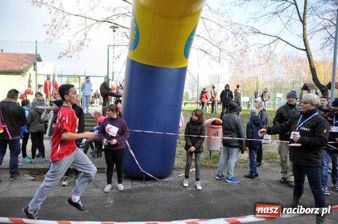 Zdjęcie w galerii na portalu naszraciborz.pl: Komu marsz to za mało... ten biega. 17. Bieg Niepodległości w Kuźni Raciborskiej wiadomości z regionu