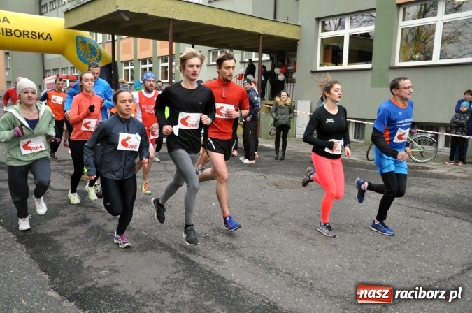 Zdjęcie w galerii na portalu naszraciborz.pl: Komu marsz to za mało... ten biega. 17. Bieg Niepodległości w Kuźni Raciborskiej wiadomości z regionu
