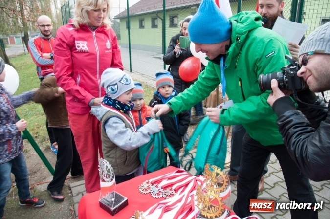 Zdjęcie w galerii na portalu naszraciborz.pl: Komu marsz to za mało... ten biega. 17. Bieg Niepodległości w Kuźni Raciborskiej wiadomości z regionu