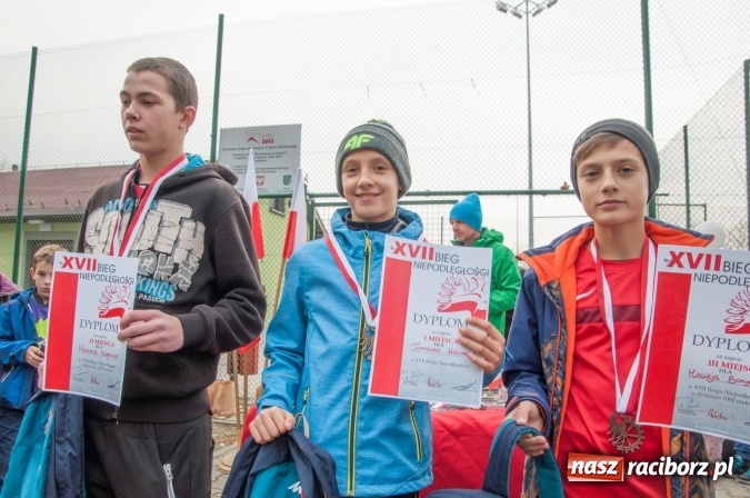 Zdjęcie w galerii na portalu naszraciborz.pl: Komu marsz to za mało... ten biega. 17. Bieg Niepodległości w Kuźni Raciborskiej wiadomości z regionu