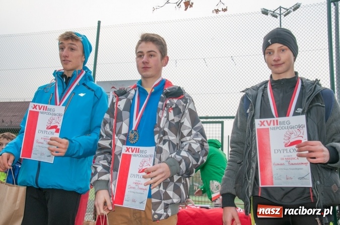 Zdjęcie w galerii na portalu naszraciborz.pl: Komu marsz to za mało... ten biega. 17. Bieg Niepodległości w Kuźni Raciborskiej wiadomości z regionu