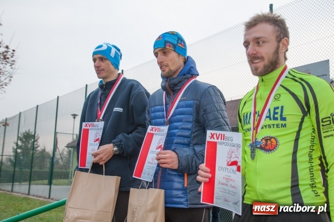 Zdjęcie w galerii na portalu naszraciborz.pl: Komu marsz to za mało... ten biega. 17. Bieg Niepodległości w Kuźni Raciborskiej wiadomości z regionu