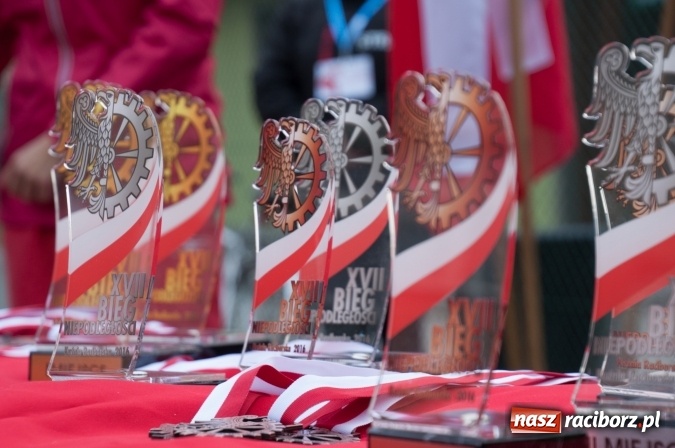 Zdjęcie w galerii na portalu naszraciborz.pl: Komu marsz to za mało... ten biega. 17. Bieg Niepodległości w Kuźni Raciborskiej wiadomości z regionu