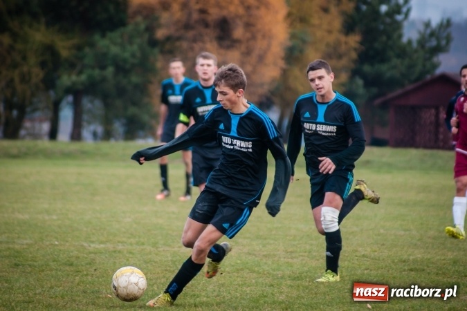 Zdjęcie w galerii na portalu naszraciborz.pl: Poranny spacerek Płomienia z Ocicami. Komplet punktów został w Kobyli wiadomości z regionu