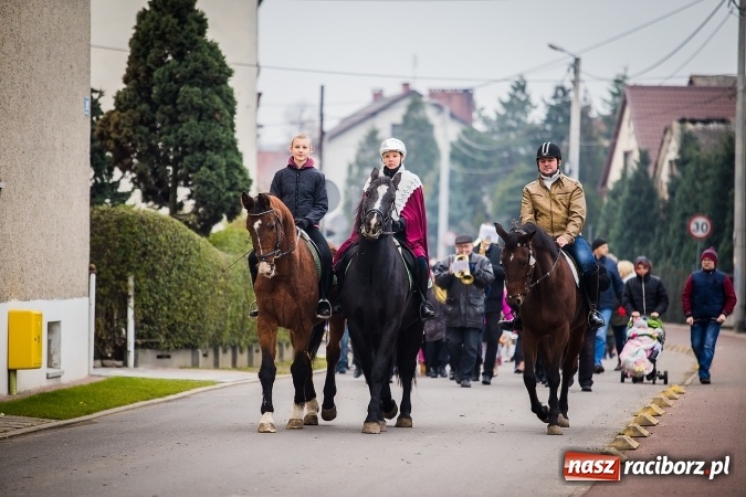 Zdjęcie w galerii na portalu naszraciborz.pl: Rogale i św. Marcin na koniu w Studziennej wiadomości z regionu