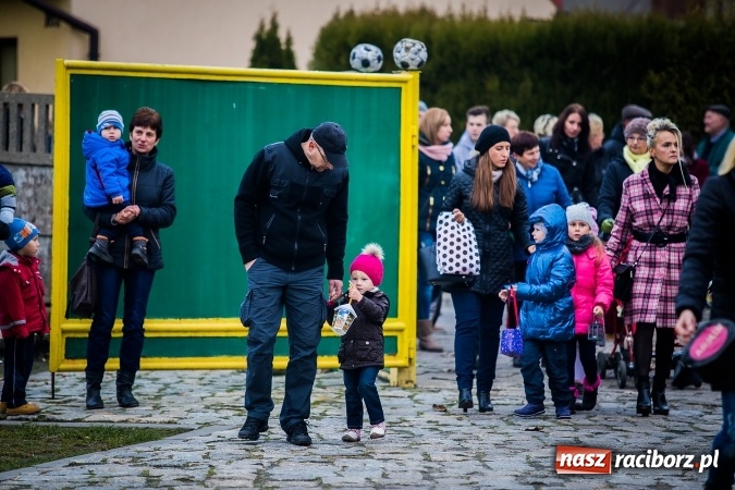Zdjęcie w galerii na portalu naszraciborz.pl: Rogale i św. Marcin na koniu w Studziennej wiadomości z regionu