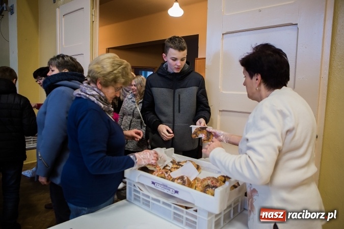 Zdjęcie w galerii na portalu naszraciborz.pl: Rogale i św. Marcin na koniu w Studziennej wiadomości z regionu