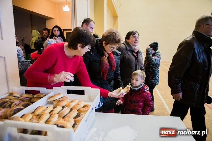 Zdjęcie w galerii na portalu naszraciborz.pl: Rogale i św. Marcin na koniu w Studziennej wiadomości z regionu